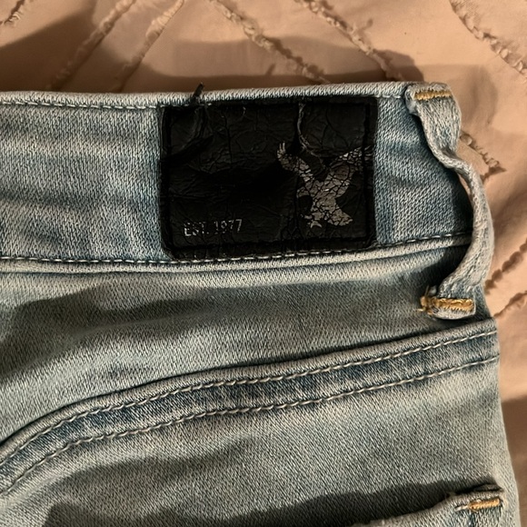 American Eagle Skinny Jeans. Women’s Size 2. - Picture 5 of 7